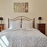 Elegant 3 At The Old Town - 70m2 - Up To 6 Sleeps Apartment *